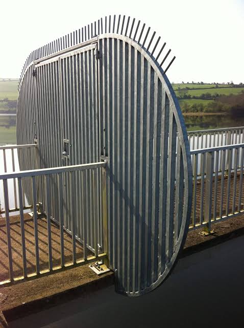 Bridge fabrication in London